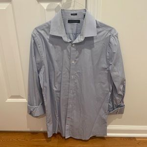 Tommy Hilfiger slim, fit men’s button-down shirt
